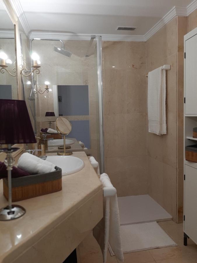 The Famous Appartement